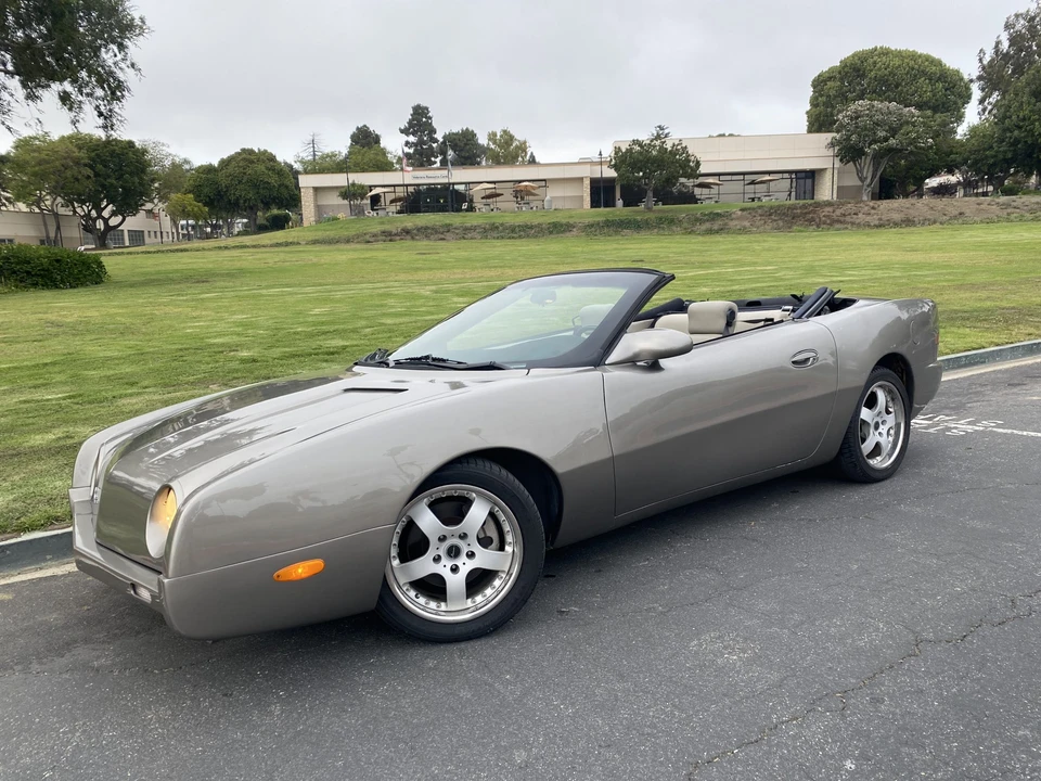 2002 Studebaker Avanti - Image 22 of 31
