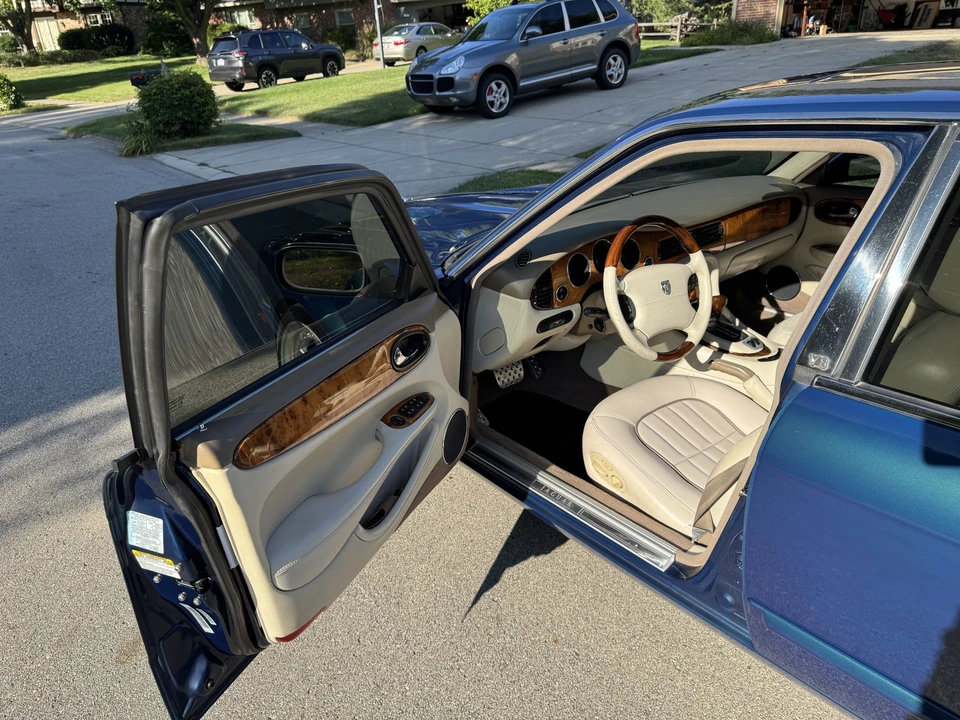 2002 Jaguar X308 XJ - Image 30 of 31