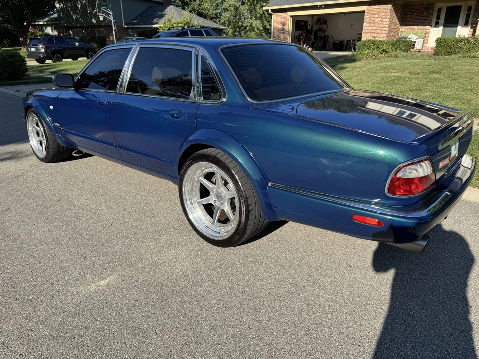 2002 Jaguar X308 XJ - Image 4 of 31