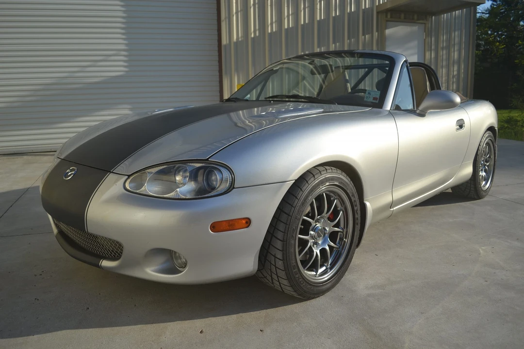 2002 Mazda NB MX-5 Miata - Image 5 of 31
