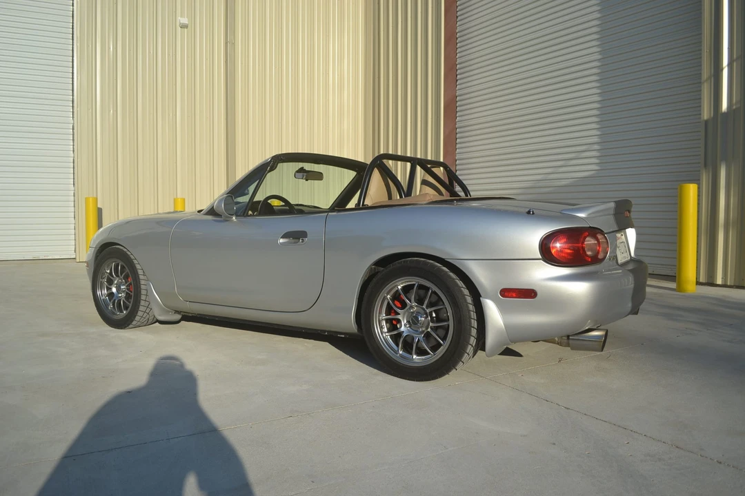 2002 Mazda NB MX-5 Miata - Image 18 of 31
