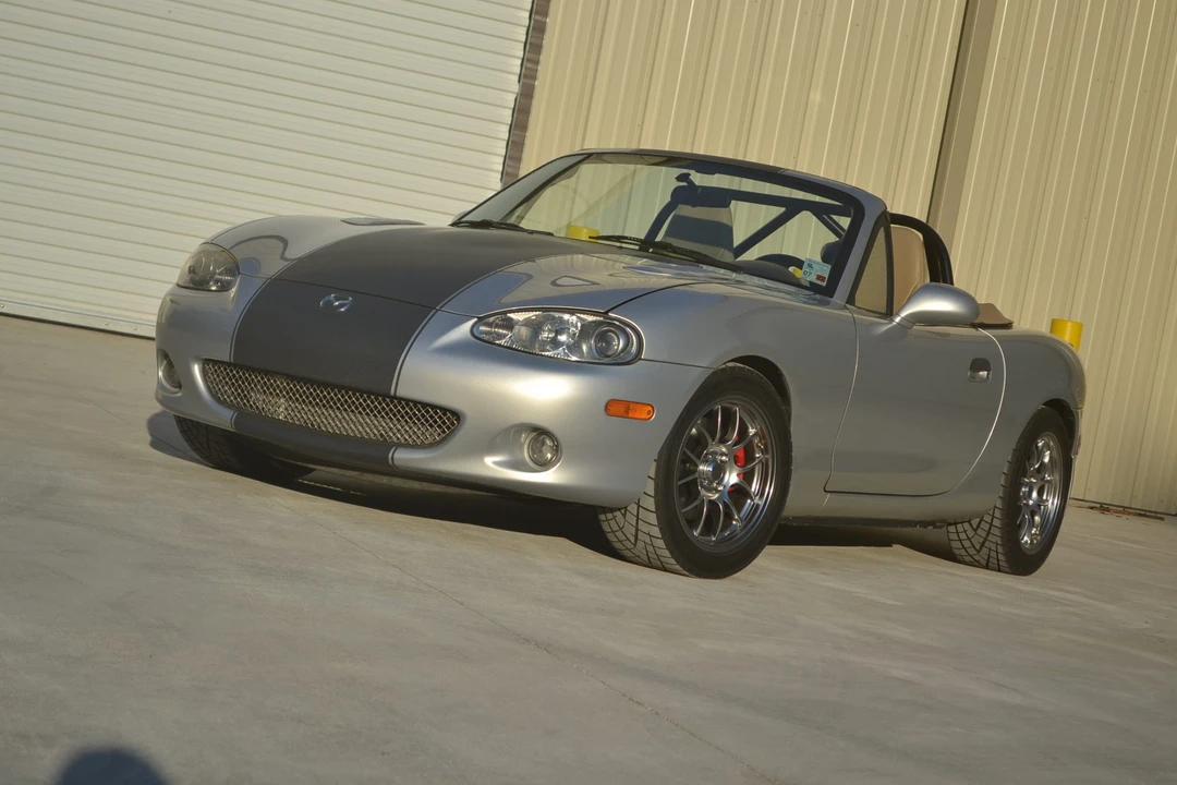 2002 Mazda NB MX-5 Miata - Image 6 of 31