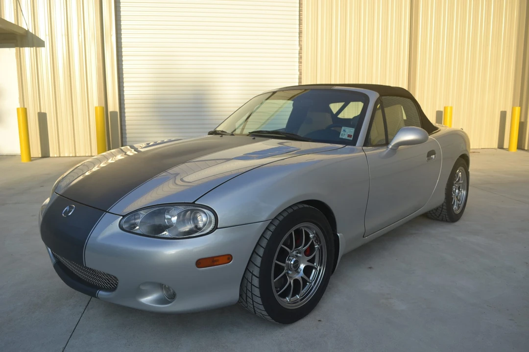 2002 Mazda NB MX-5 Miata - Image 4 of 31