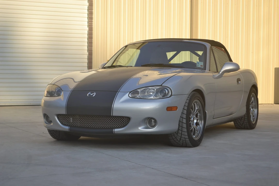 2002 Mazda NB MX-5 Miata - Image 3 of 31