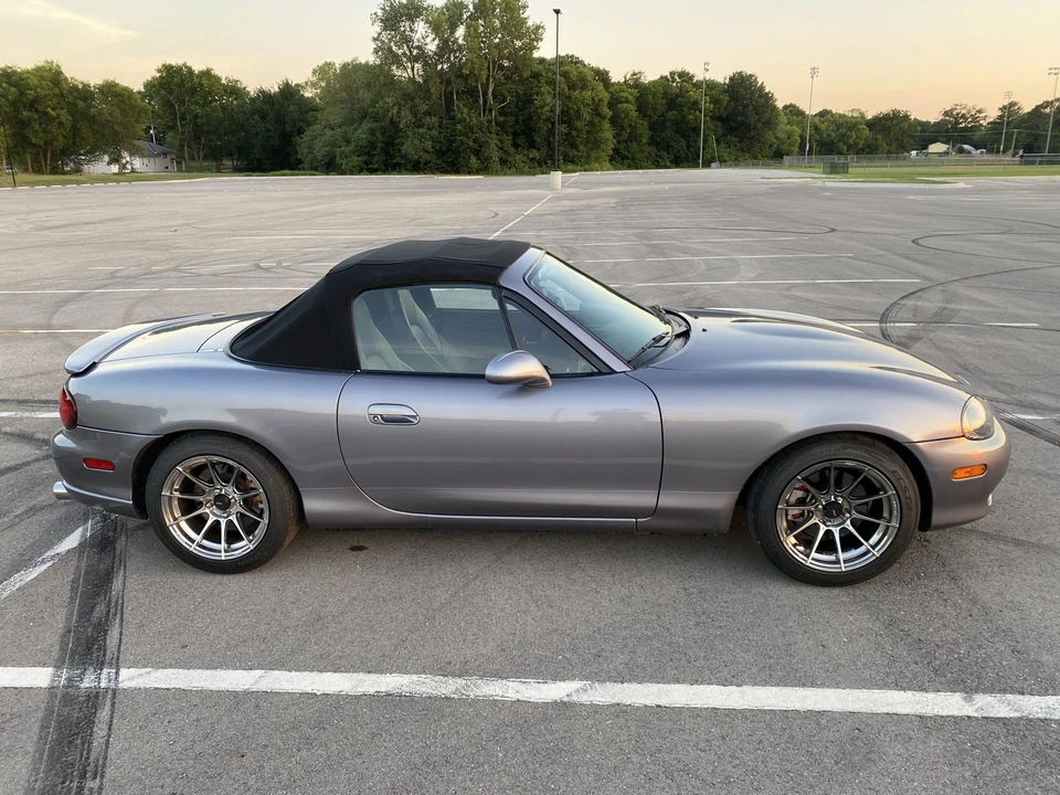 2004 Mazda NB Mazdaspeed MX-5 Miata - Image 16 of 31