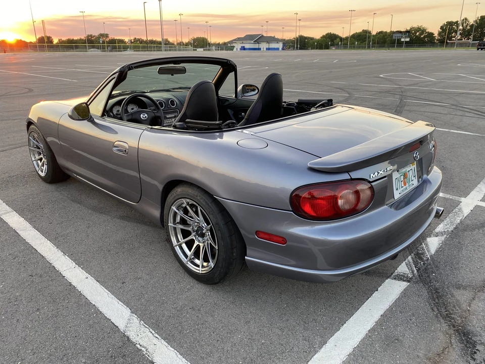 2004 Mazda NB Mazdaspeed MX-5 Miata - Image 4 of 31