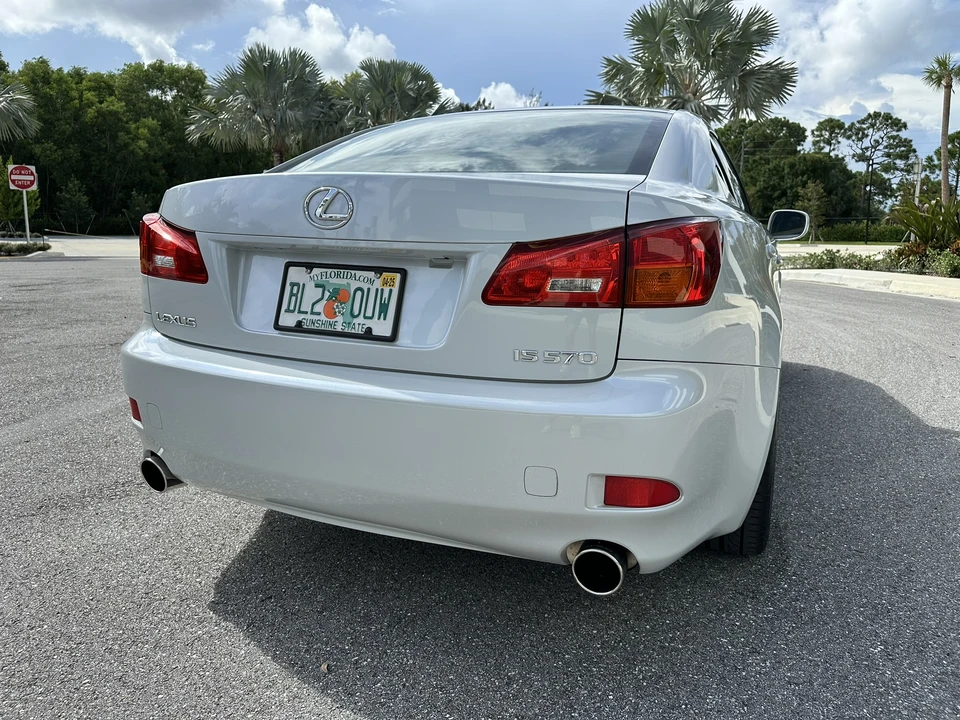 2006 Lexus IS 2nd Gen - Image 14 of 31