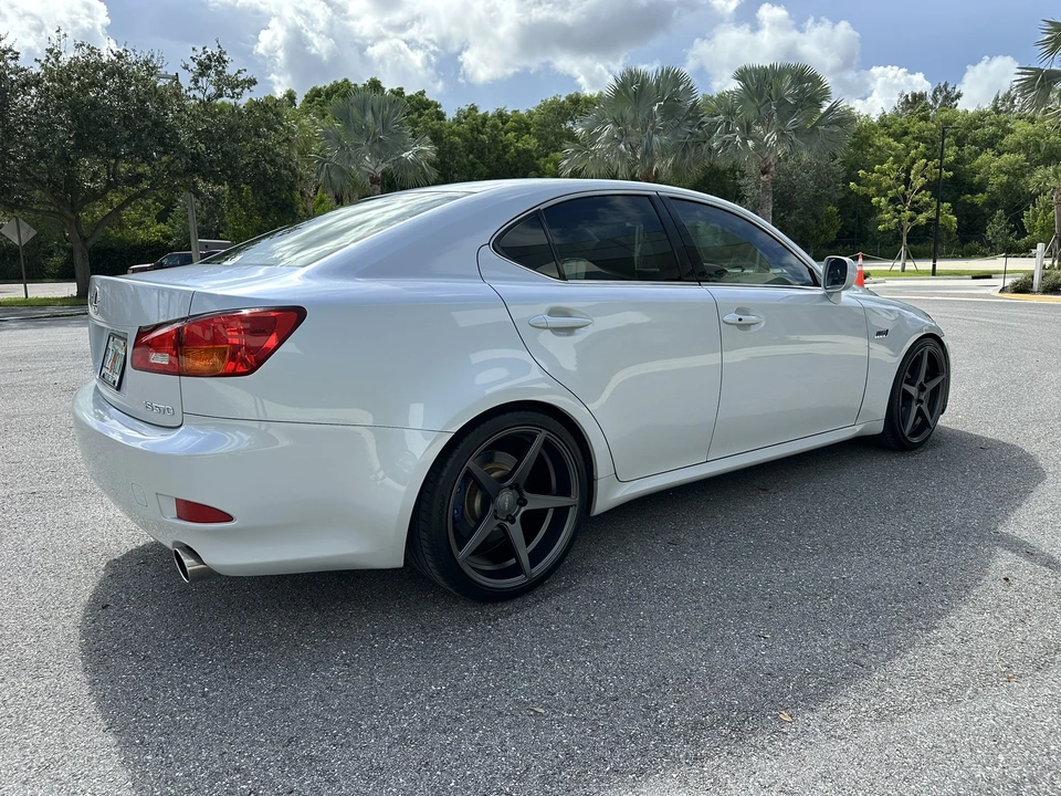 2006 Lexus IS 2nd Gen - Image 11 of 31