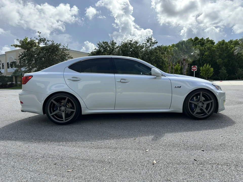 2006 Lexus IS 2nd Gen - Image 10 of 31