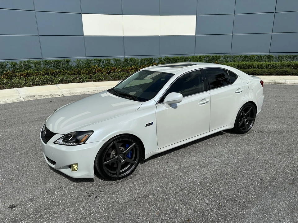 2006 Lexus IS 2nd Gen - Image 2 of 31