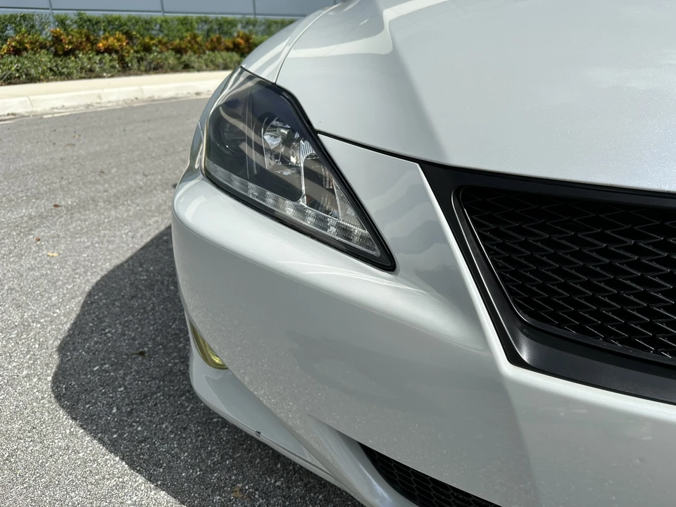 2006 Lexus IS 2nd Gen - Image 23 of 31