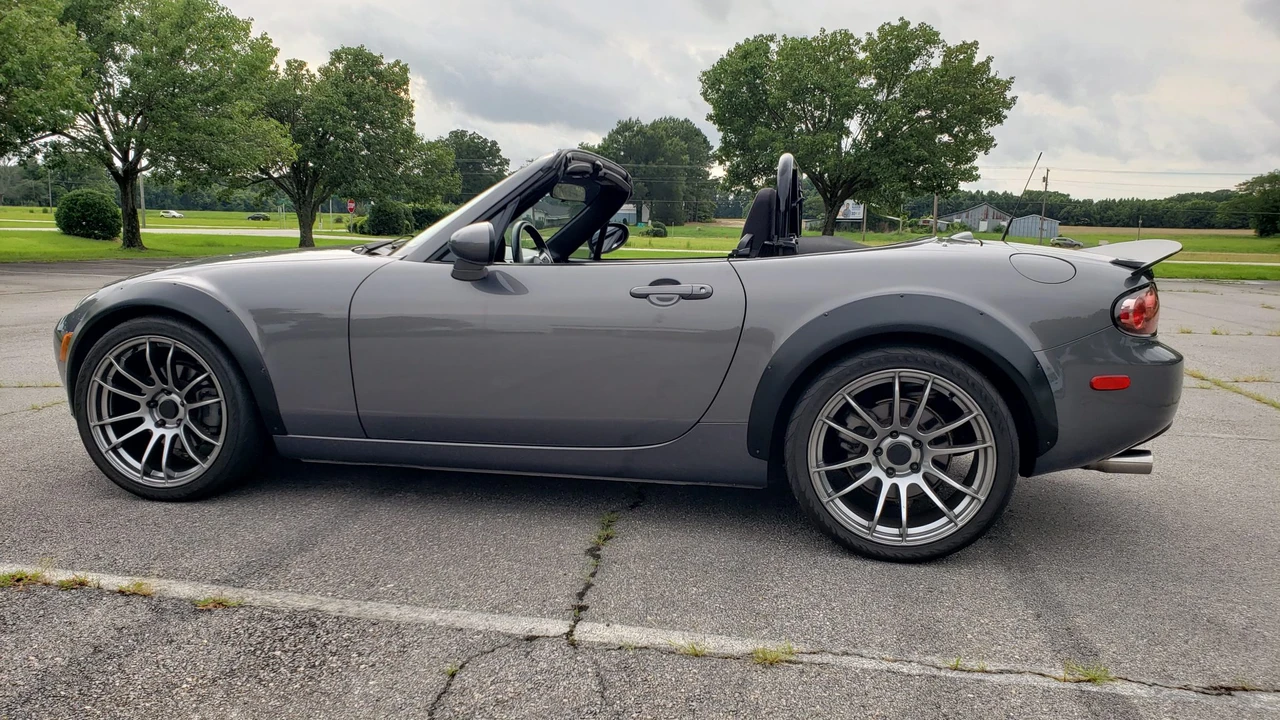 2006 Mazda NC MX-5 Miata - Image 12 of 31
