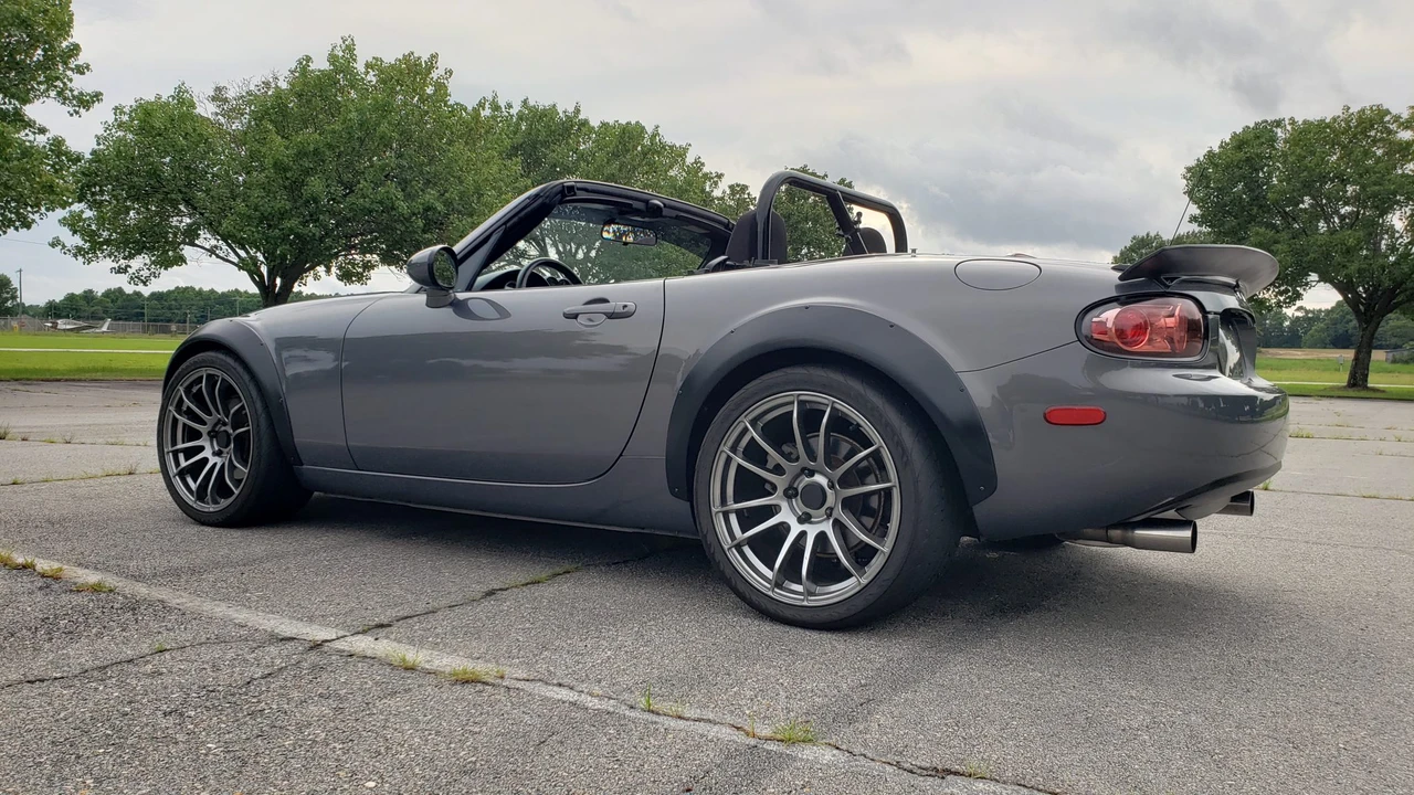 2006 Mazda NC MX-5 Miata - Image 15 of 31