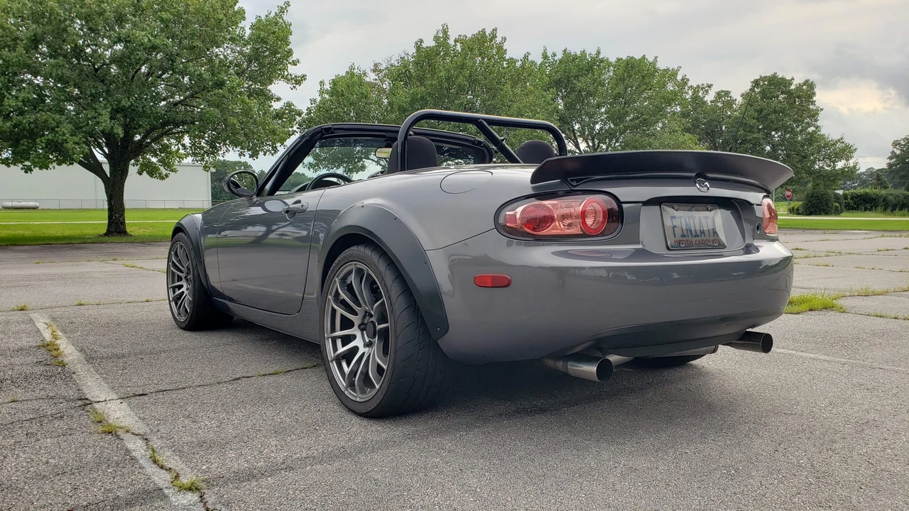 2006 Mazda NC MX-5 Miata - Image 18 of 31