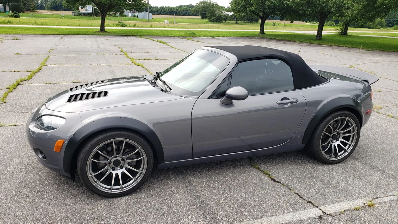 2006 Mazda NC MX-5 Miata - Image 7 of 31