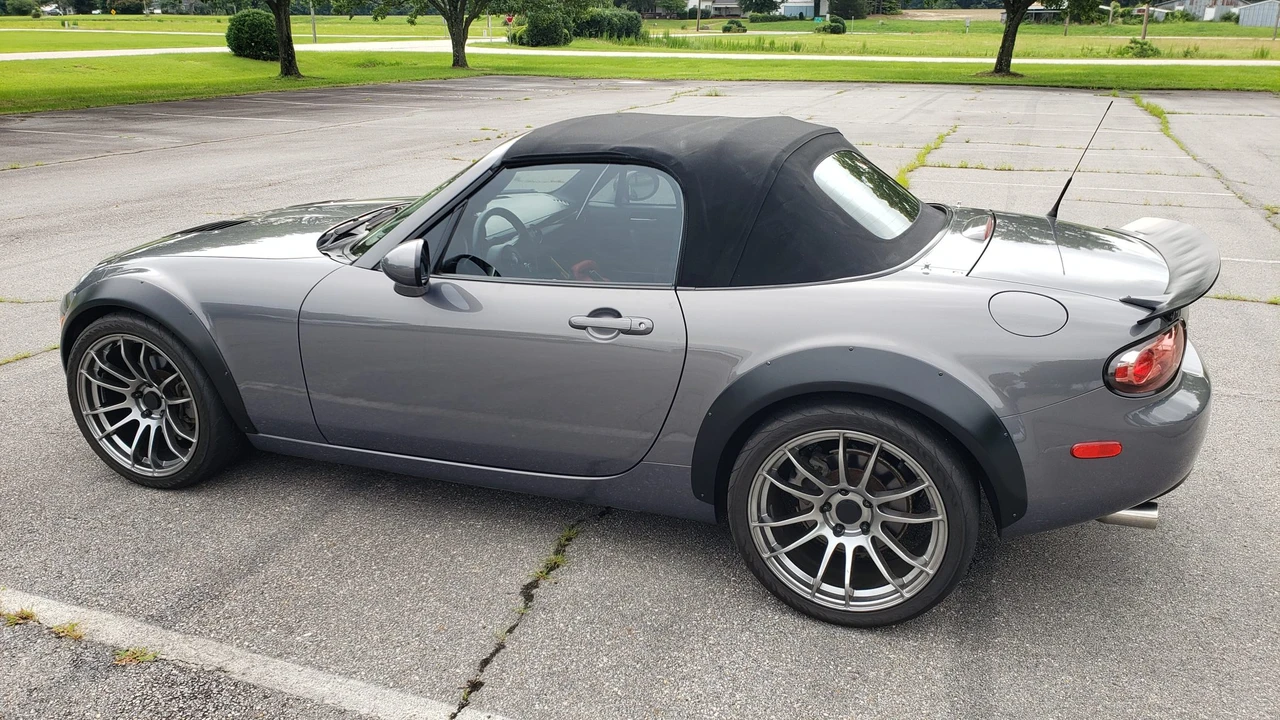 2006 Mazda NC MX-5 Miata - Image 14 of 31