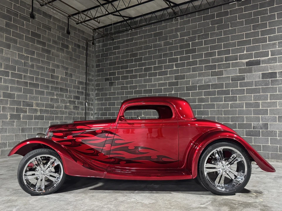 Ford Hot Rod - Image 10 of 31