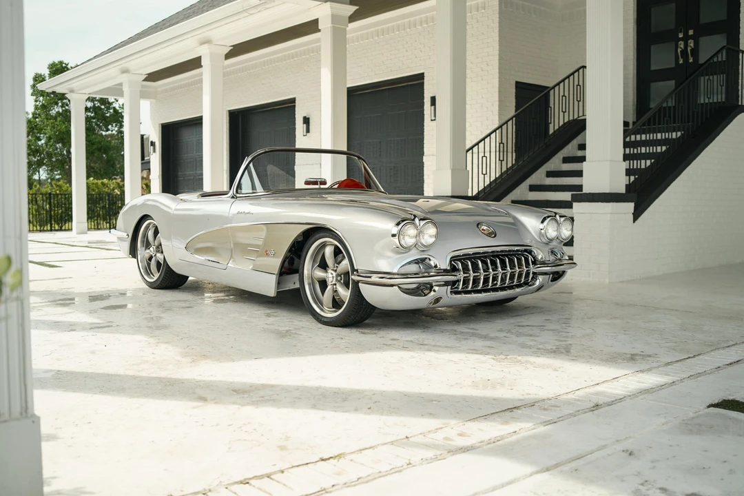 Chevrolet Corvette C1 - Image 16 of 31