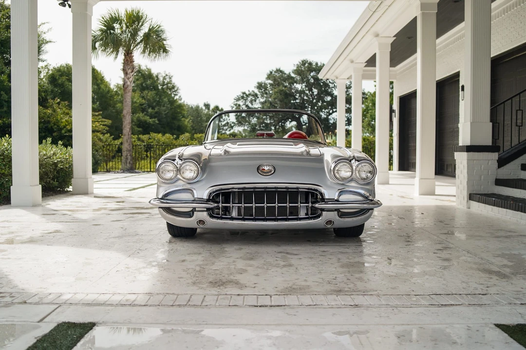 Chevrolet Corvette C1 - Image 8 of 31