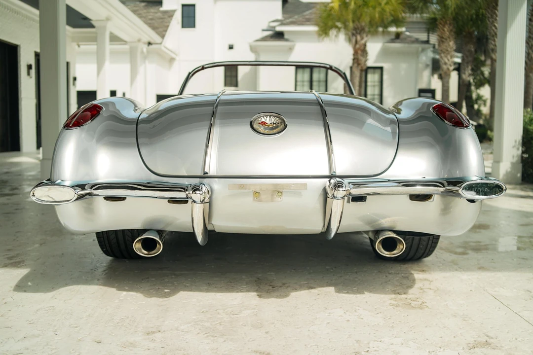 Chevrolet Corvette C1 - Image 27 of 31