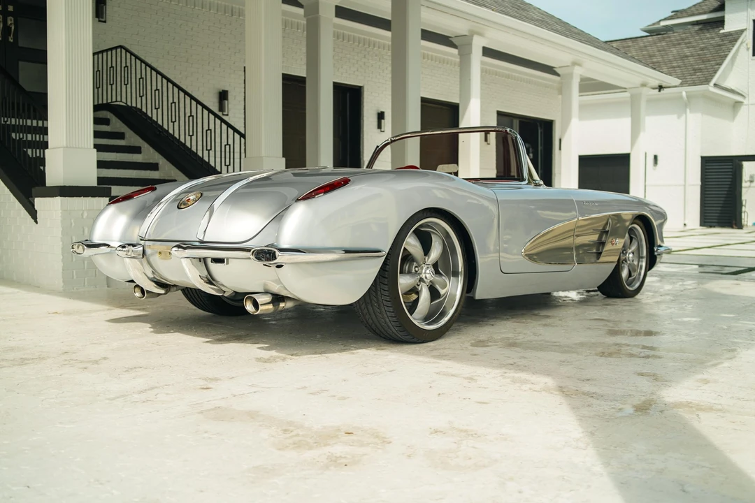Chevrolet Corvette C1 - Image 19 of 31