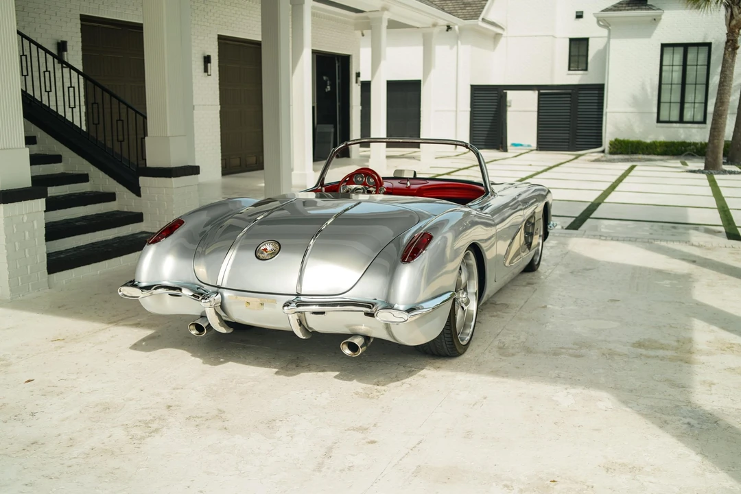 Chevrolet Corvette C1 - Image 22 of 31
