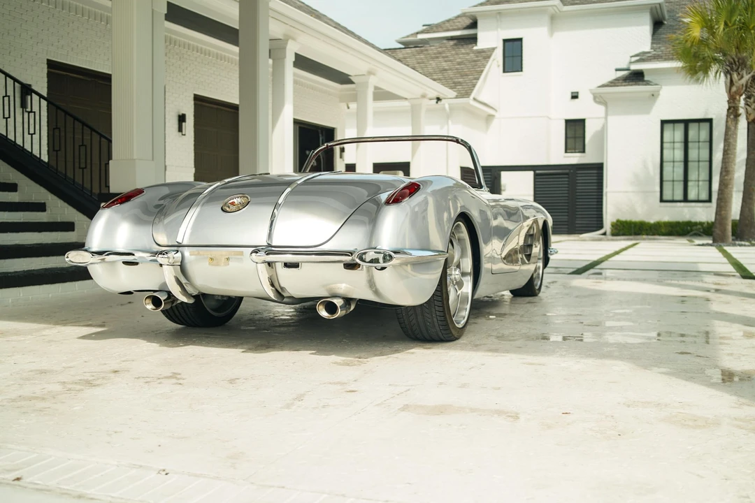 Chevrolet Corvette C1 - Image 21 of 31