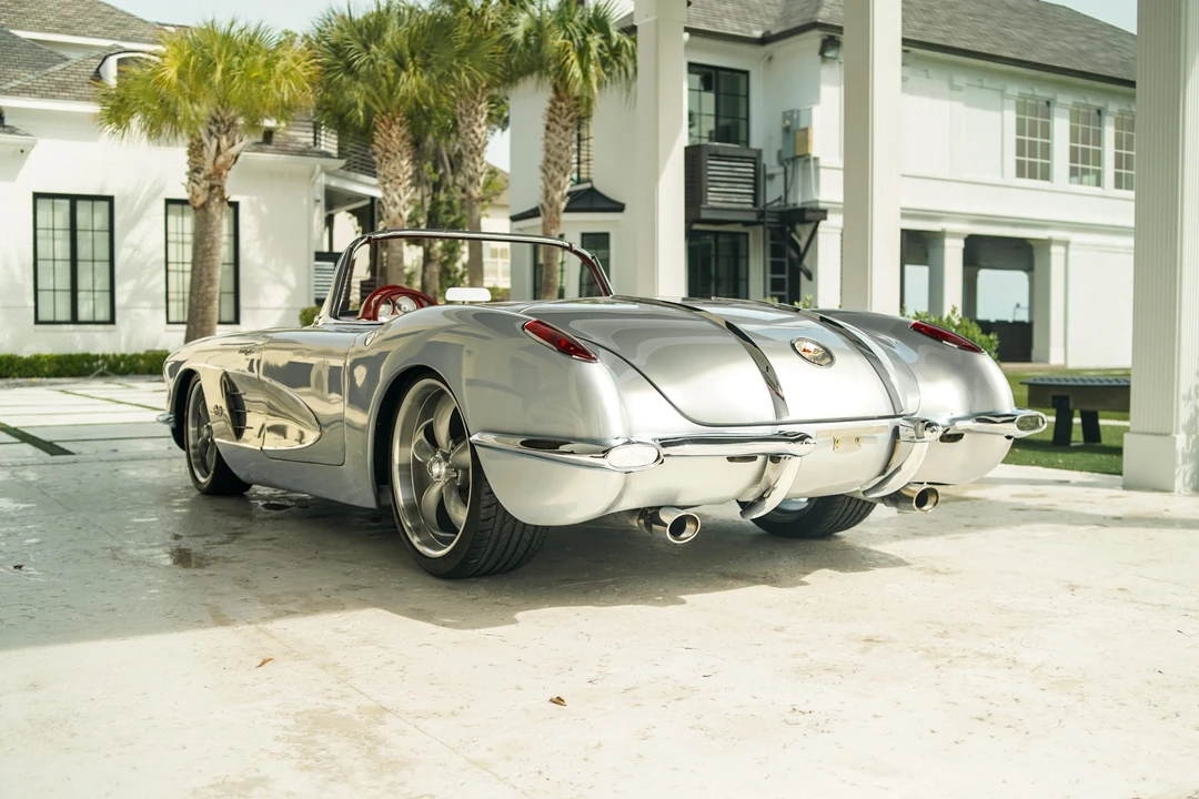 Chevrolet Corvette C1 - Image 31 of 31