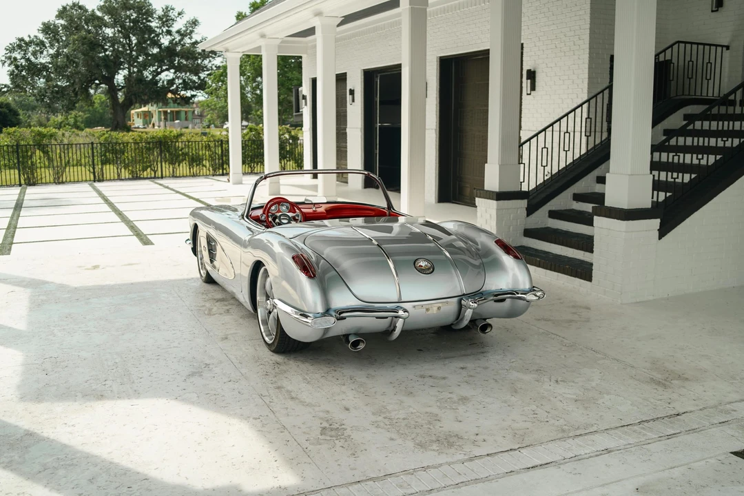 Chevrolet Corvette C1 - Image 29 of 31