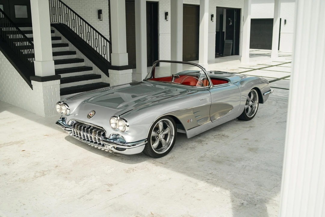 Chevrolet Corvette C1 - Image 2 of 31