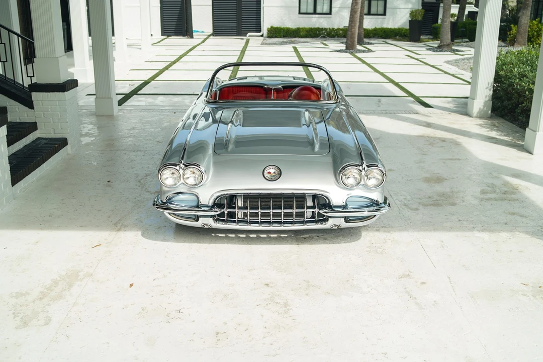 Chevrolet Corvette C1 - Image 11 of 31