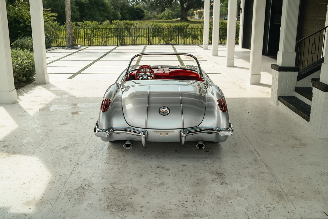 Chevrolet Corvette C1 - Image 26 of 31