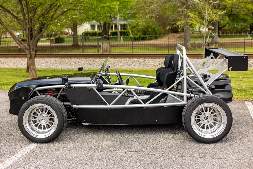 Exomotive Exocet - Image 2 of 31
