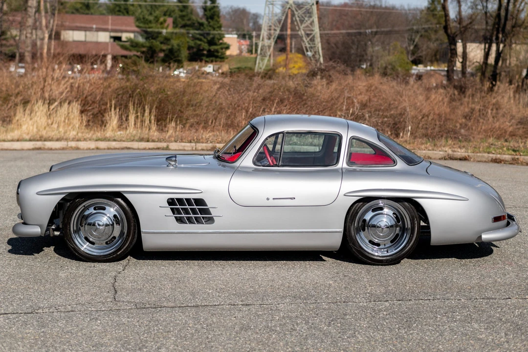 Mercedes-Benz 300SL Gullwing - Image 3 of 31
