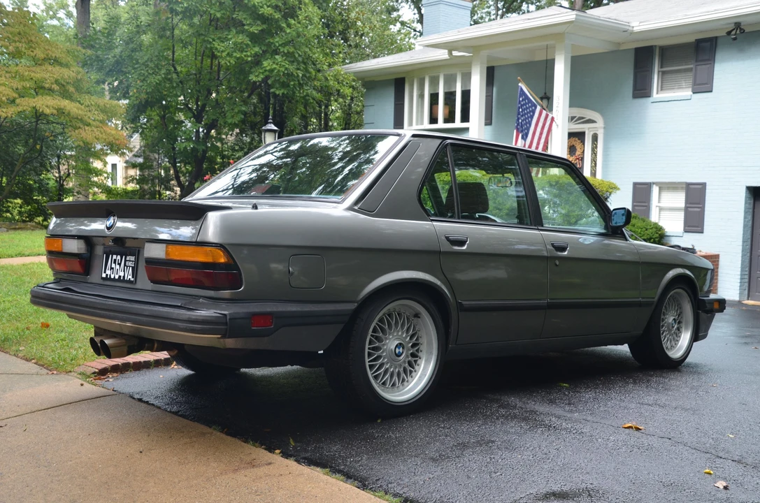 1987 BMW E28 5 Series - Image 10 of 31