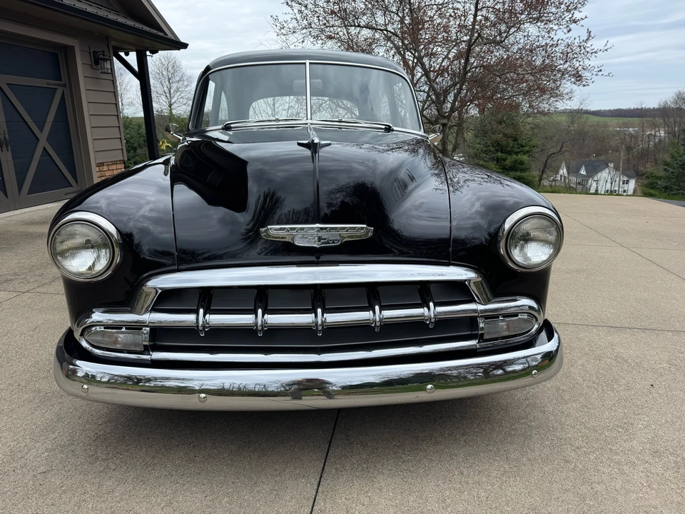 1952 Chevrolet Special & Deluxe & Fleetline - Image 16 of 31