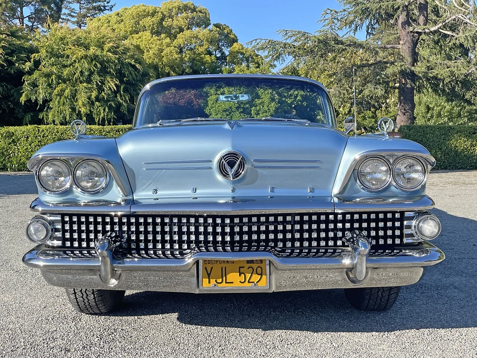 1958 Buick Roadmaster - Image 5 of 31
