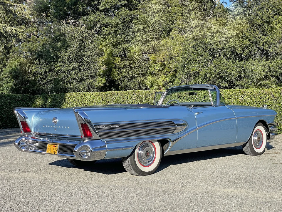 1958 Buick Roadmaster - Image 17 of 31