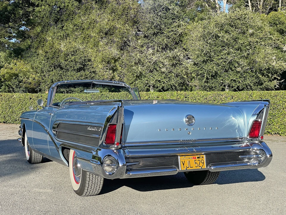 1958 Buick Roadmaster - Image 23 of 31