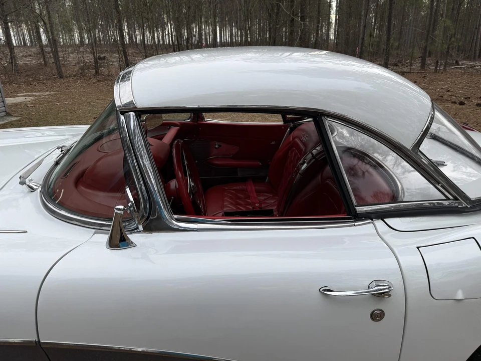 1960 Chevrolet Corvette C1 - Image 11 of 31