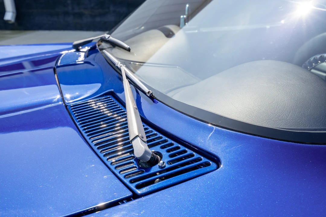 1964 Chevrolet Corvette C2 - Image 19 of 31