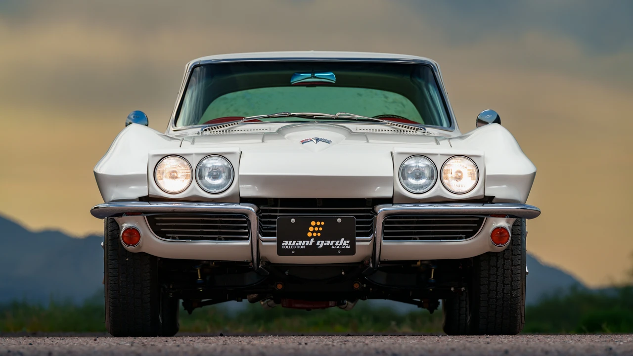 1964 Chevrolet Corvette C2 - Image 24 of 31