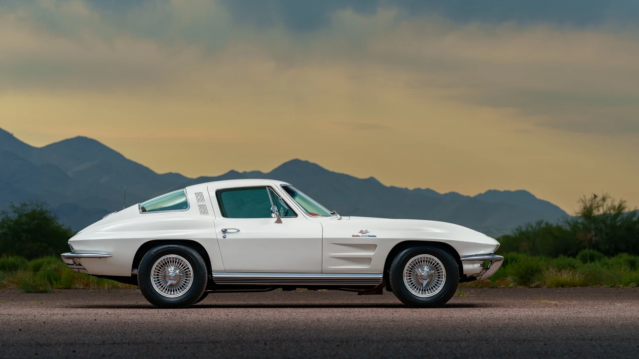 1964 Chevrolet Corvette C2 - Image 18 of 31