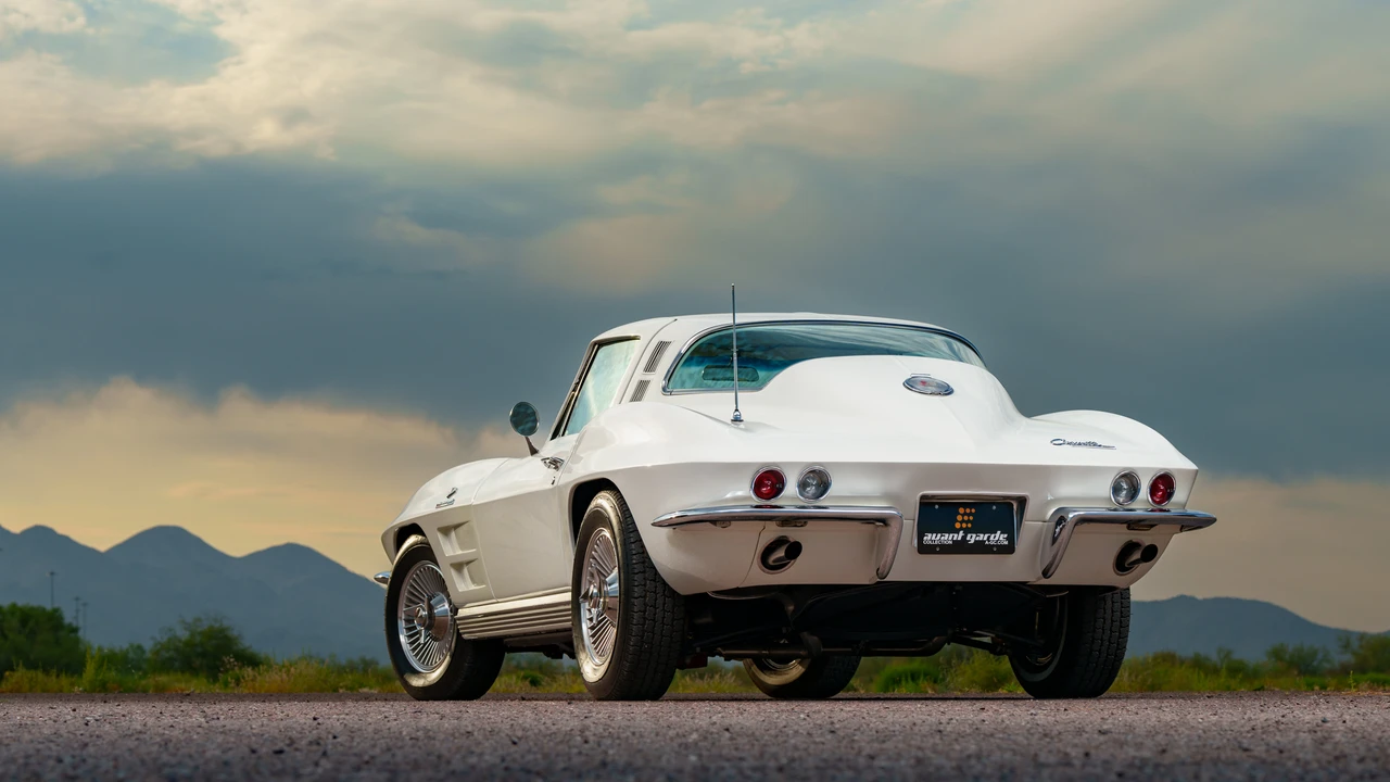 1964 Chevrolet Corvette C2 - Image 9 of 31
