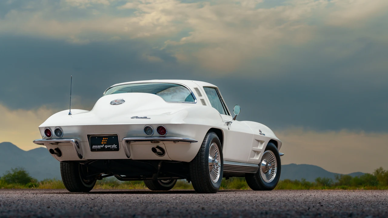 1964 Chevrolet Corvette C2 - Image 14 of 31
