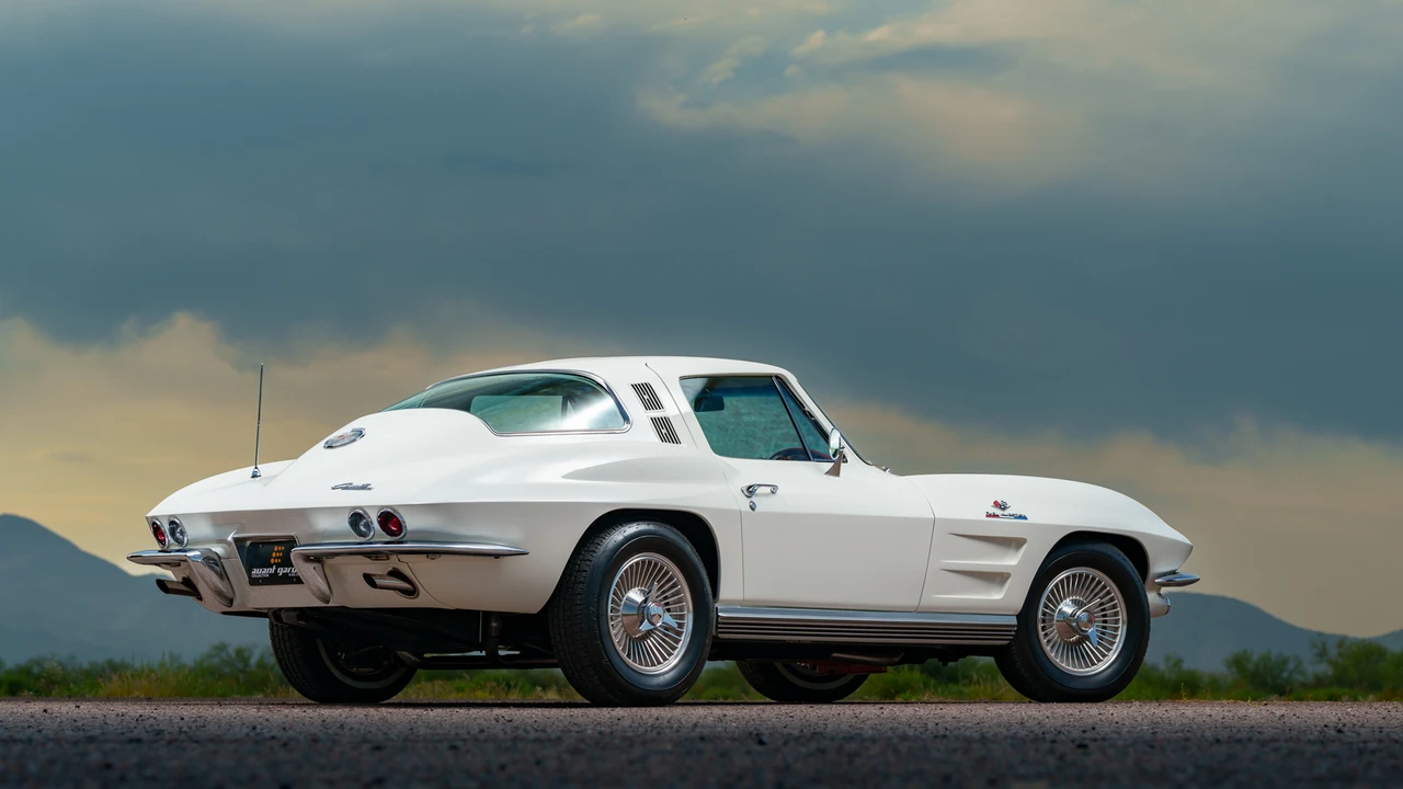 1964 Chevrolet Corvette C2 - Image 17 of 31