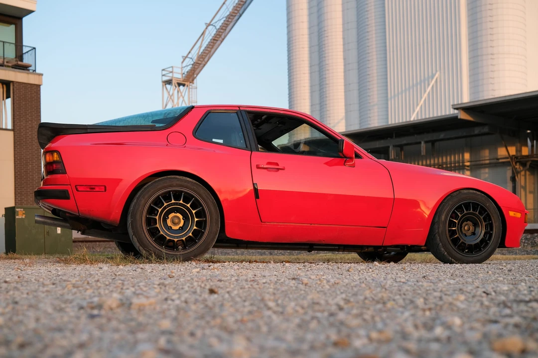 1986 Porsche 944 - Image 13 of 31