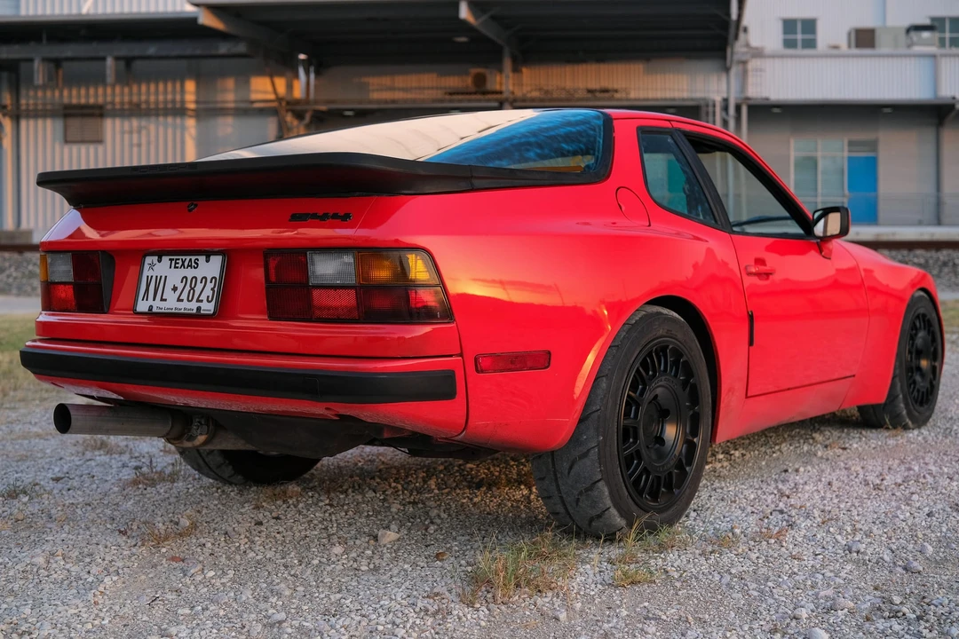 1986 Porsche 944 - Image 16 of 31
