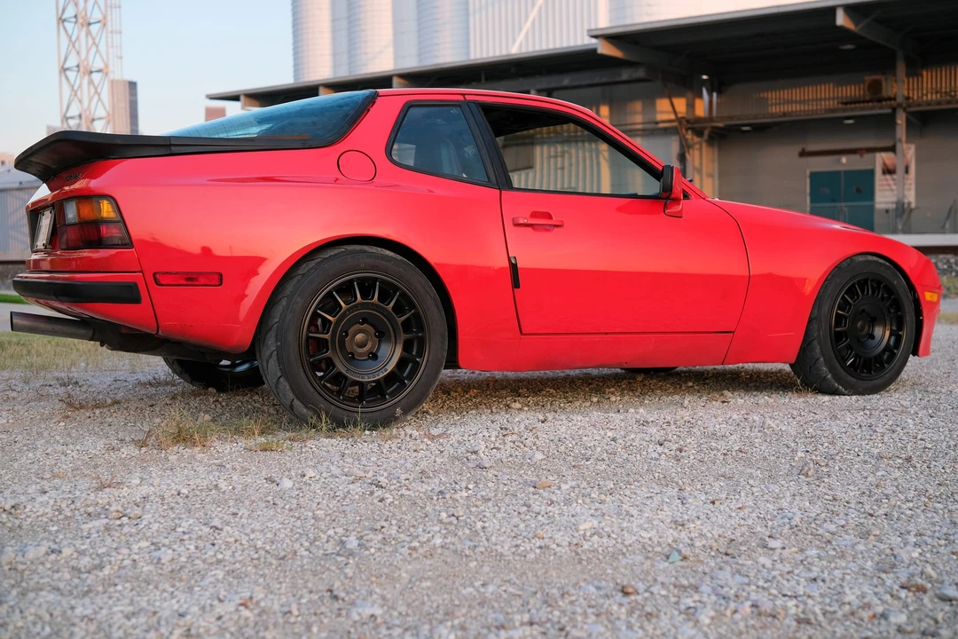 1986 Porsche 944 - Image 14 of 31