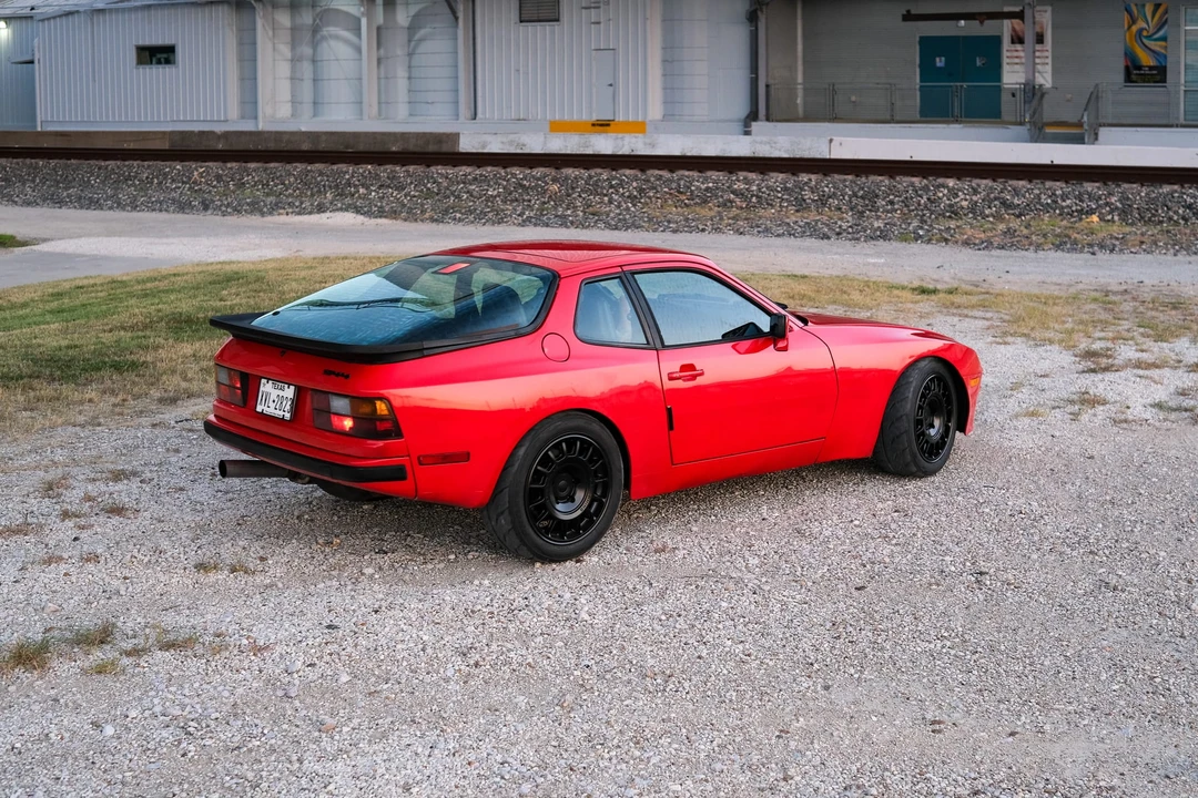 1986 Porsche 944 - Image 15 of 31